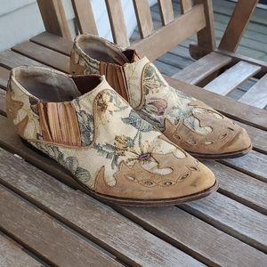 Vintage 90s Seychelles Western Booties